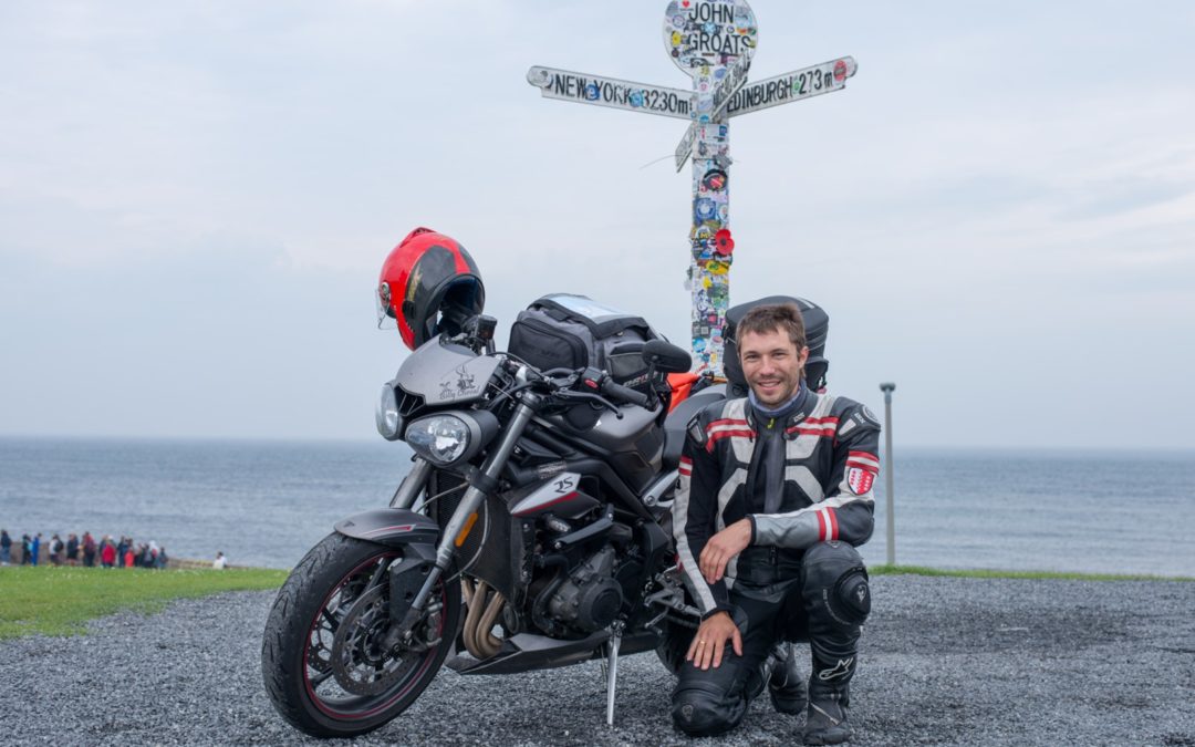De Suisse en Thaïlande à moto –                                                 un voyage pour Jan et Oscar